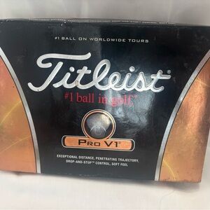 Titleist Pro V1 Golf Balls White 1 Dozen Brand New